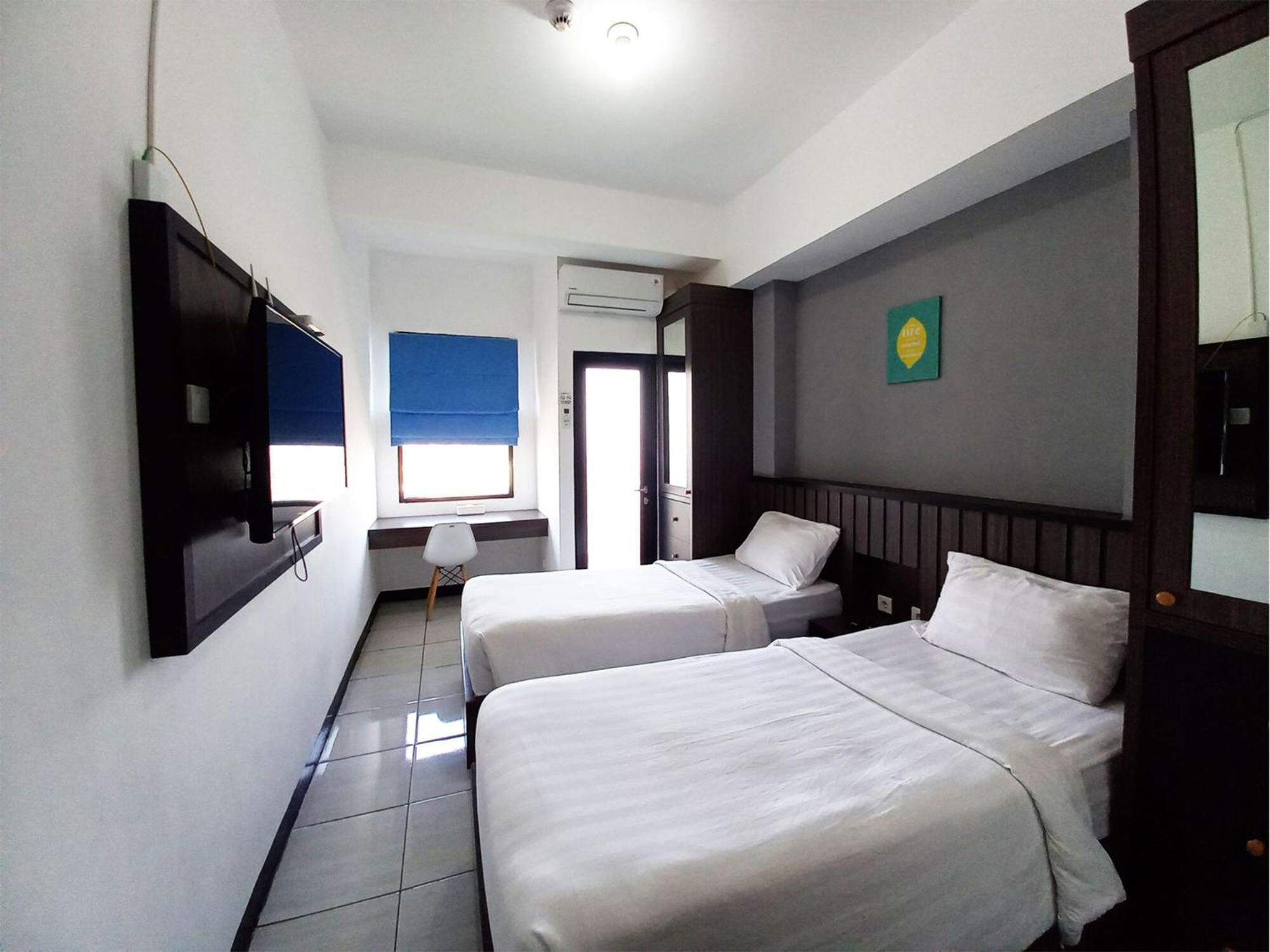 Cordova Suites Семаранг Екстер'єр фото